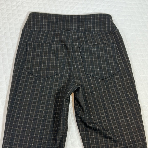 American Original REWASH Brand Legging. Black, Brown & Gray Plaid. Size Medium - Picture 6 of 9